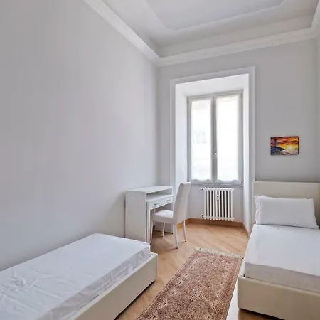 Beautiful 3 Bed Apt, Sleeps 8 Nr Prati Apartmán Řím